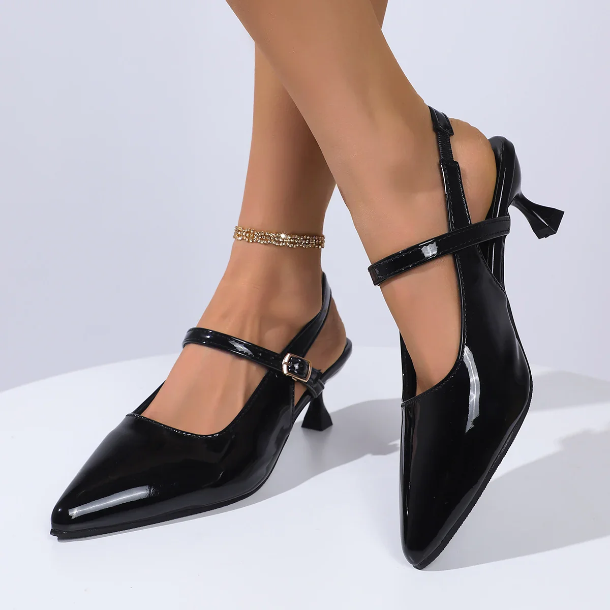 Myri Slingbacks
