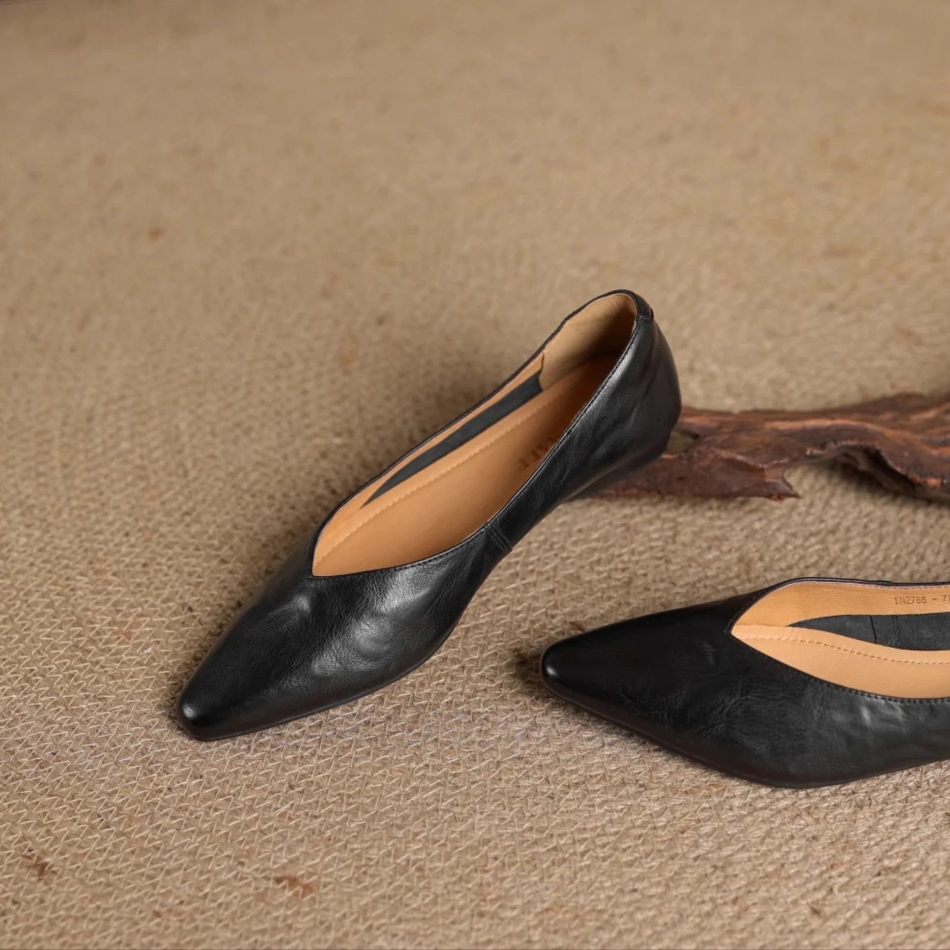 Valmir Genuine Leather Mules