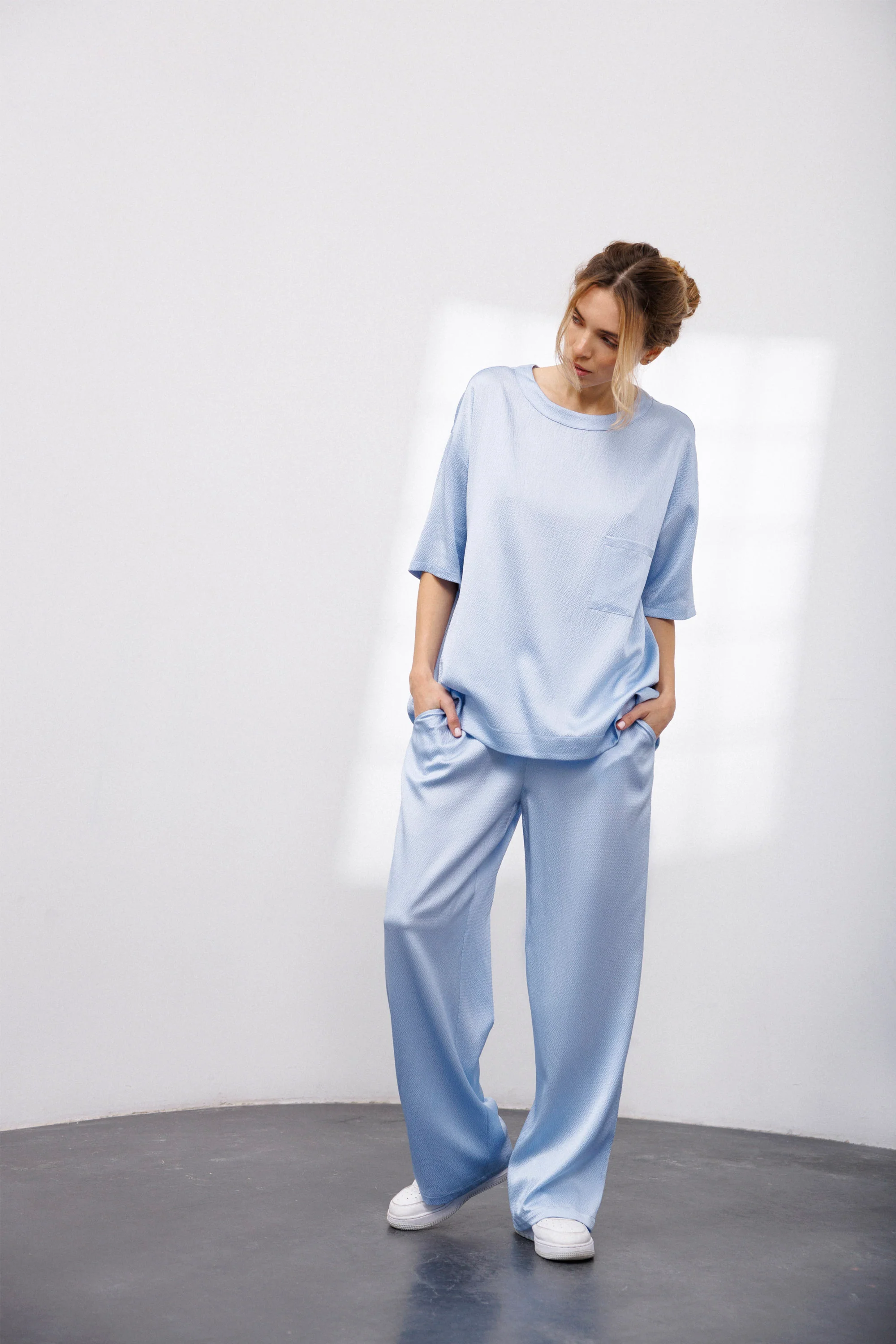 Bubble Silk Relaxed Pants in Sky Blue