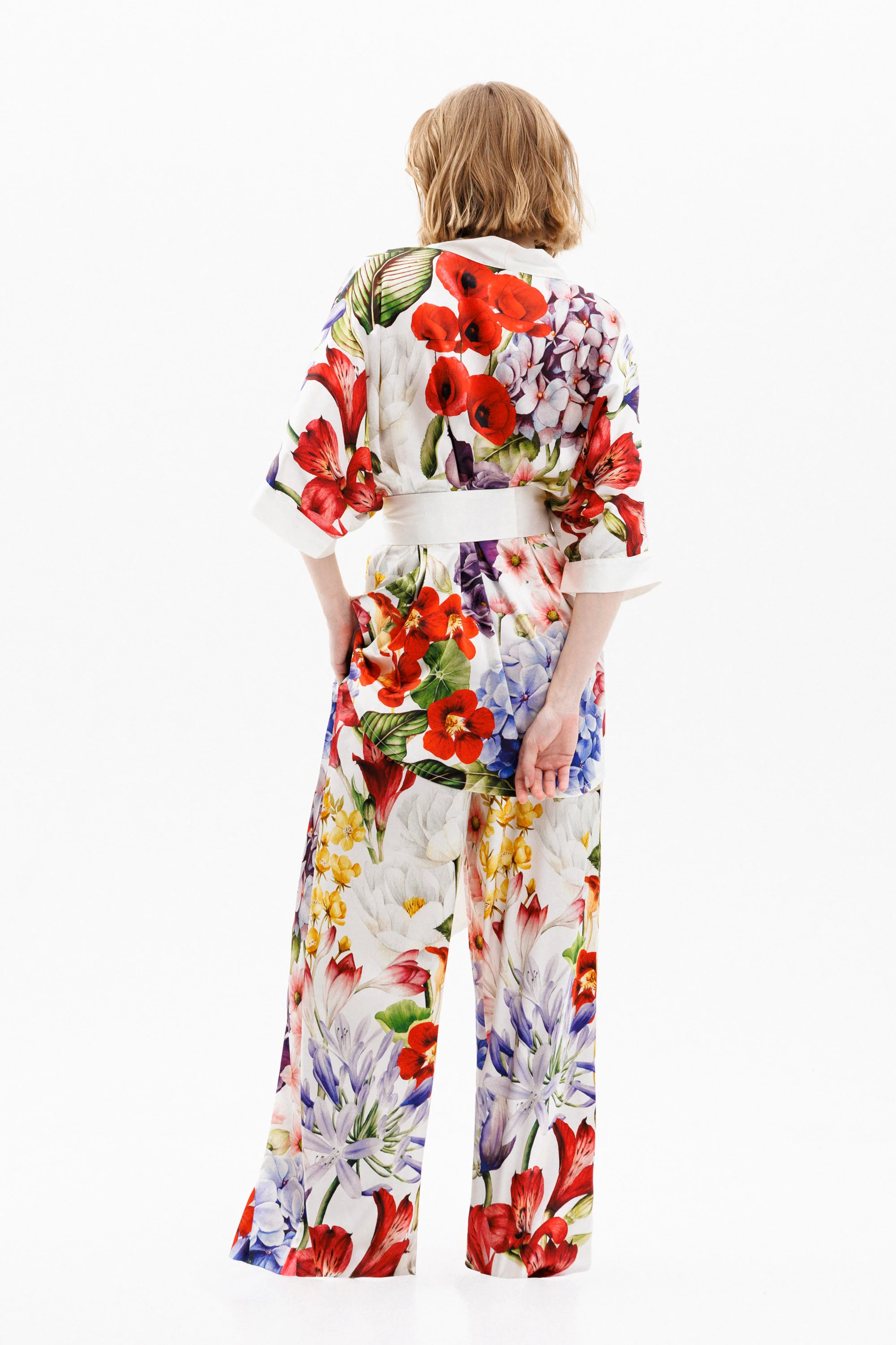 Wild Bloom Lounge Set in White