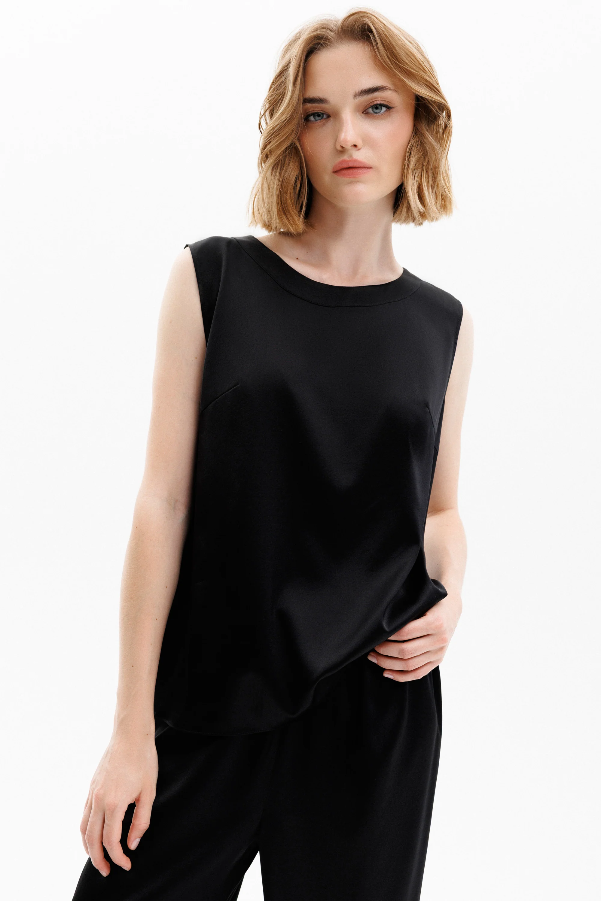 Silk Sleeveless Blouse in Black