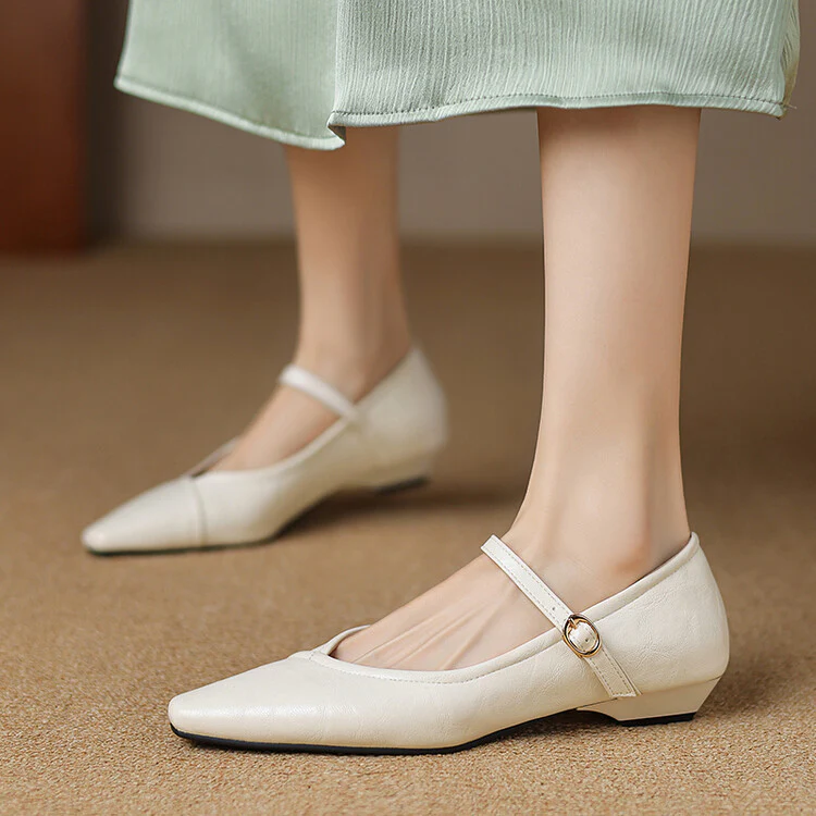 Emmie Flat Pumps