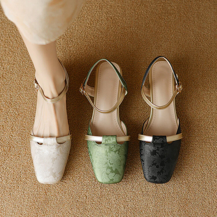 Evana Slingback Pumps