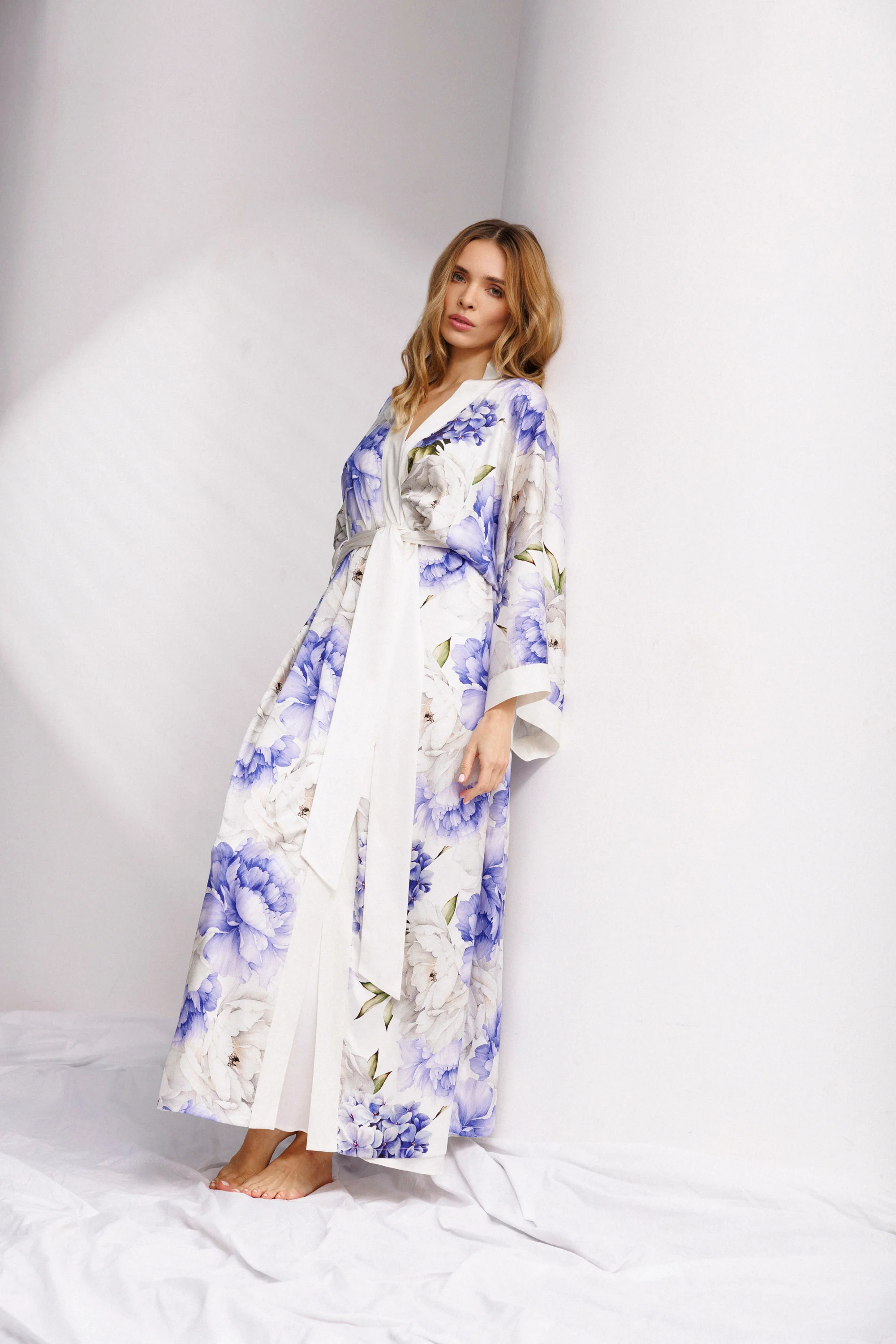 Peony Allure Long Robe in Blue