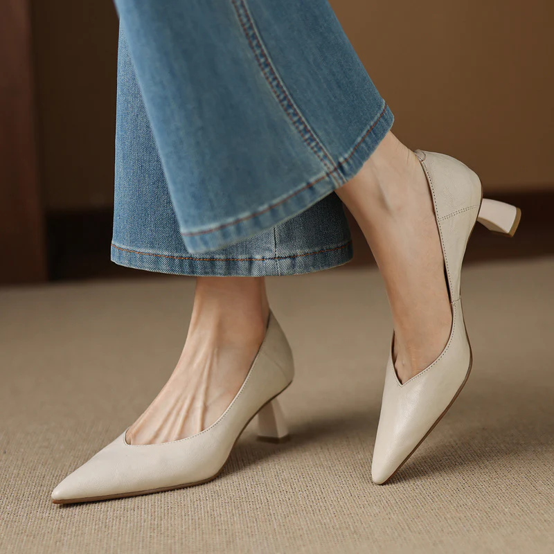 Veler Genuine Leather Heels