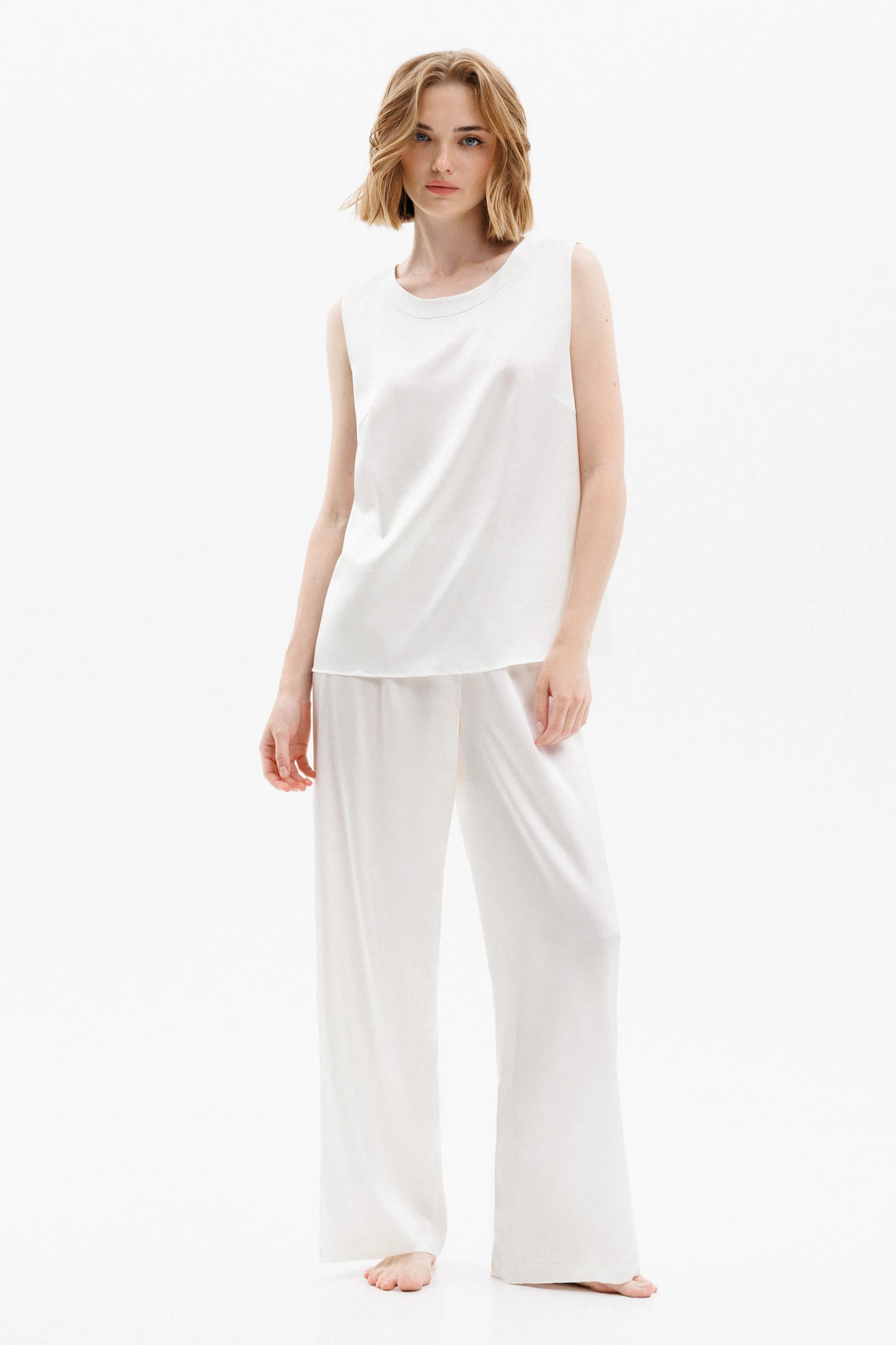 Silk Relaxed Pants in Ivory